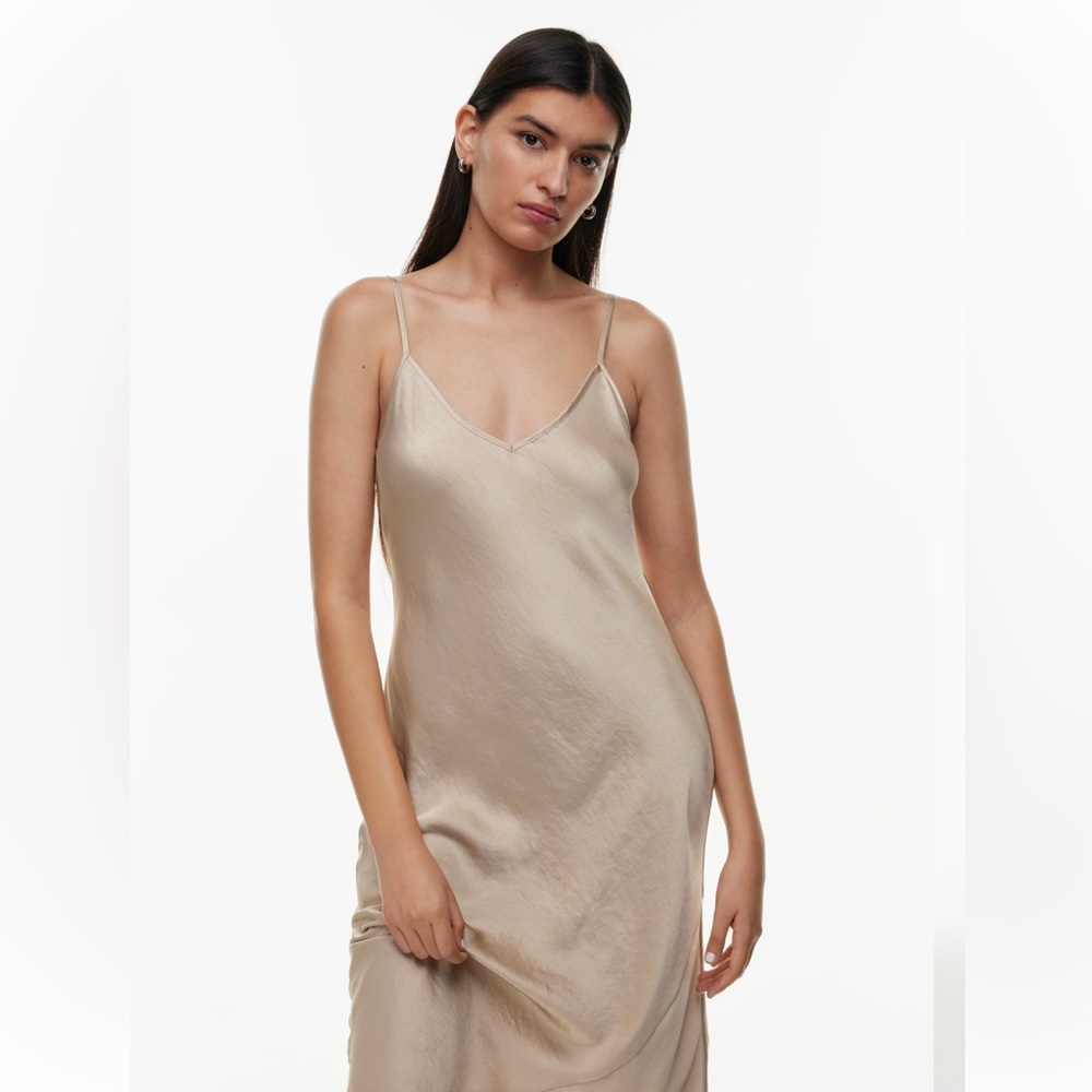 Wilfred Only Slip Satin Midi Dress in XXS in color Humus Beige